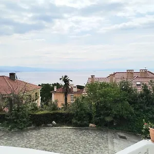 apartments-darijana.primorje-gorskikotar.com/