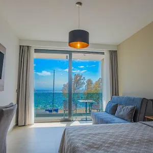Maresole Beachfront Bed & Breakfast